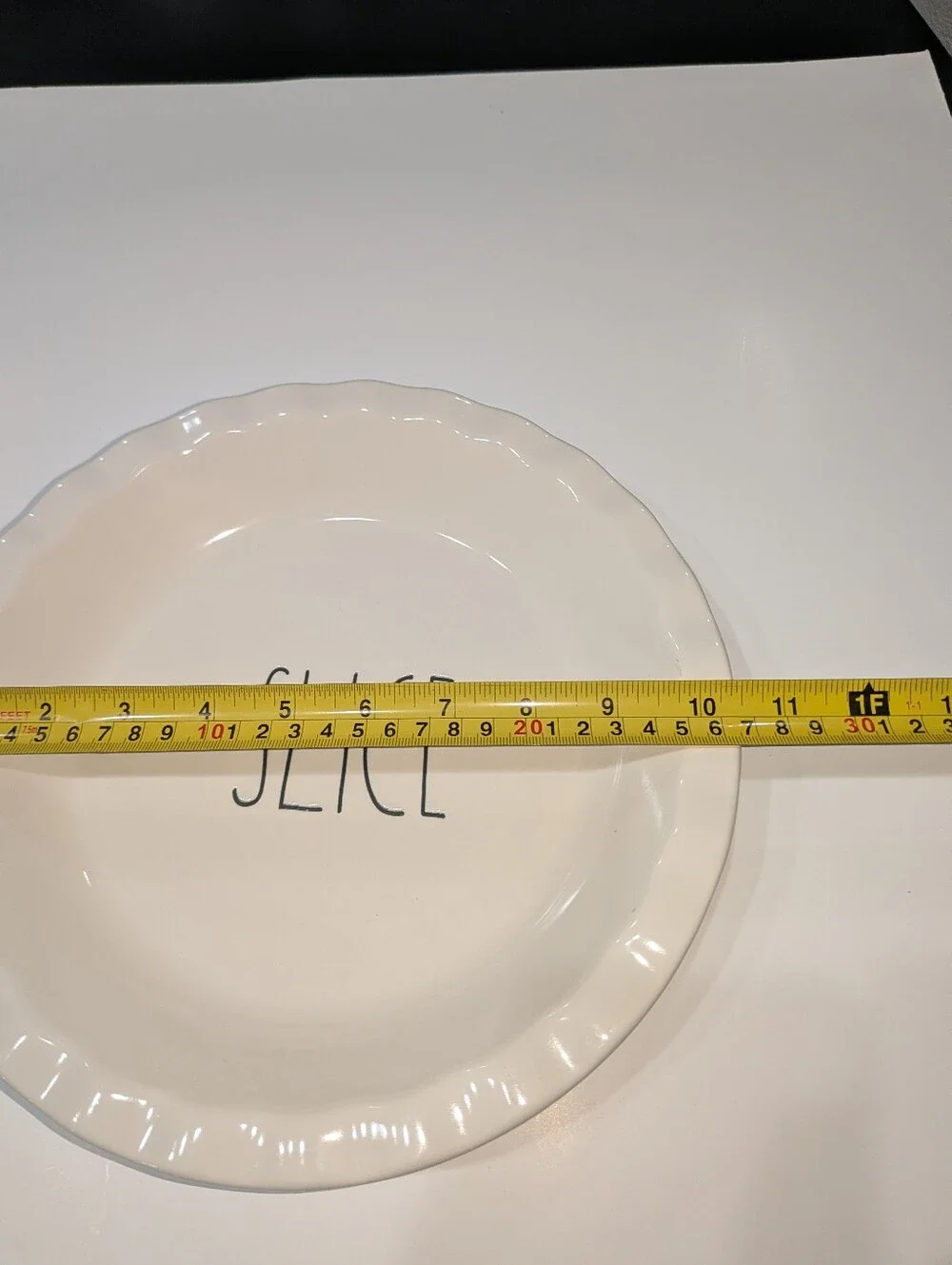 Rae Dunn SLICE 10.5